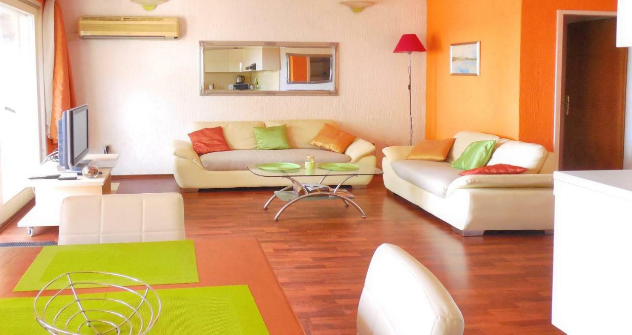Orange Bamboo Suite Split Buitenkant foto